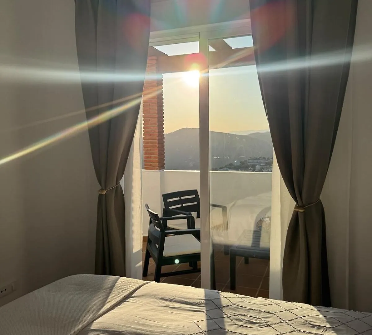 Casa Serena Cómpeta 0*,